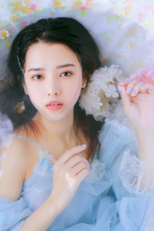 八重神子腿法娴熟脚法图片张娜英
